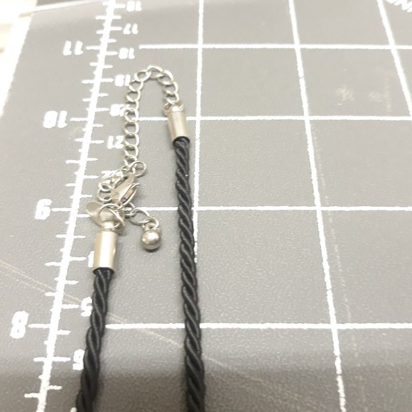 Vintage Lia Sophia Simulated Abalone Shell Pendant Corded Necklace Approx. 22" L - Picture 7 of 7